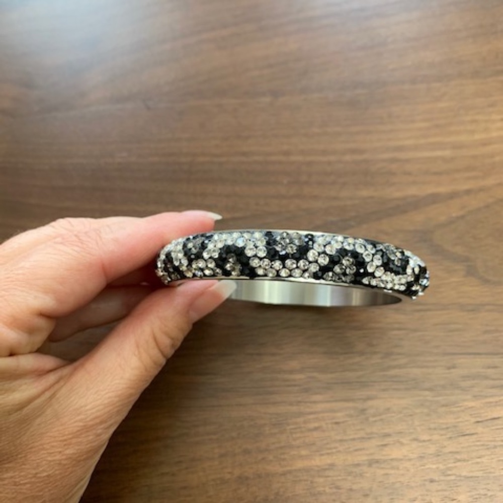 NWOT Park Lane "Going Wild" Bangle Bracelet